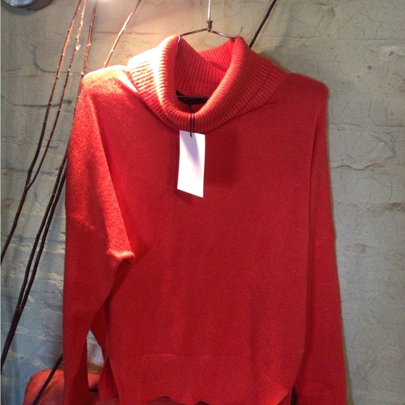 NeW! DELUC Trento turtleneck papaya sweater - Picture 2 of 6